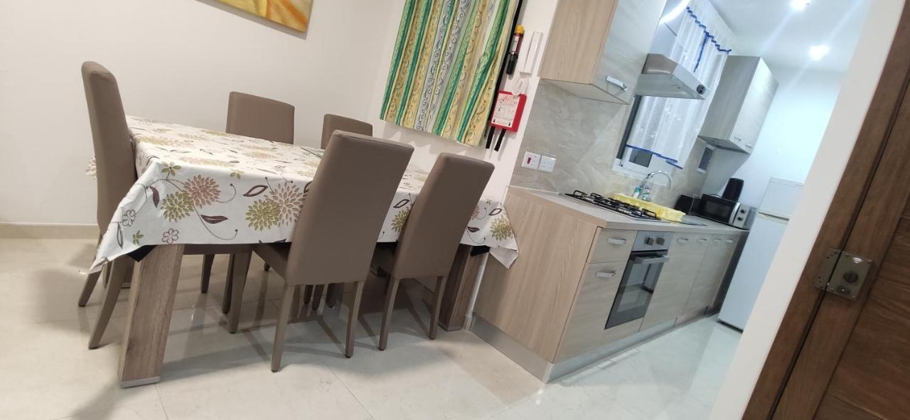 One Bed Room Apartment With Terrace Marsaskala Exterior photo